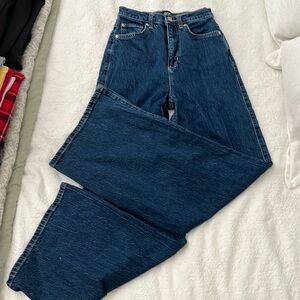 BDG A-wide jeans. 25